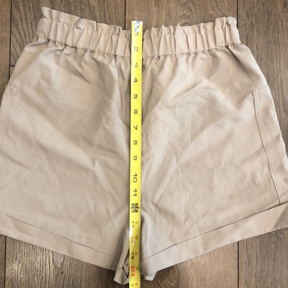 Aritzia Wilfred Free Jessica Short Size M - Picture 10 of 10